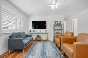 Farmhouse Retreat near Savannah - Image 4