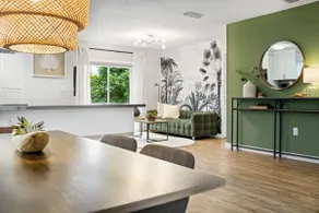 Hidden Garden, Miami Escape, Parking and Spacious - Image 2