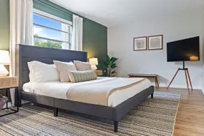 Hidden Garden, Miami Escape, Parking and Spacious - Image 3