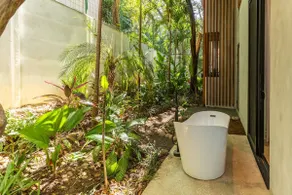 Walk to surf from this Designer's Home Villa - Image 5