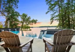 Luxe Lakefront | Sleeps 17 | Fireplace | Hot Tub - Image 5