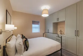 2 Bed Retreat |Parking VAT Q - By Tempstay - Image 3