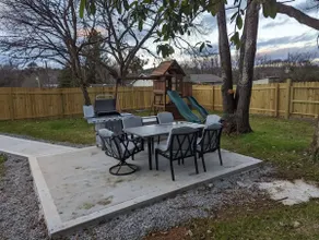Sleeps 10, 2 baths, 12 mins from downtown - Image 4