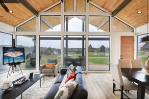 Luxury, Waterfront Cabin! - Image 5
