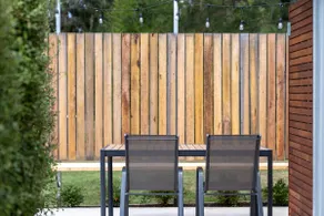 Robinia Guest House - Warmth & Minimalism - Image 4