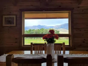 Legg Ranch House 2 bed 2 bath close to Yellowstone - Image 4
