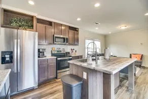 Grand Lake Views: Pet-Friendly Jay Getaway! - Image 3
