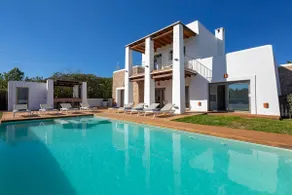 Villa in Ibiza Town Sleeps 12 - Image 5