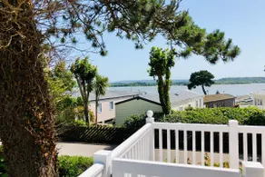 Family Seaside Retreat Private Stay at 5-Star Rockley Holiday Park Poole - Image 5