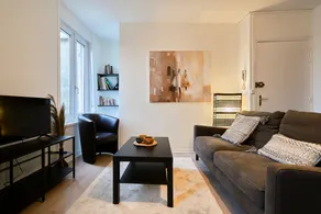 One bedroom apartment near tramway & shops - Image 2