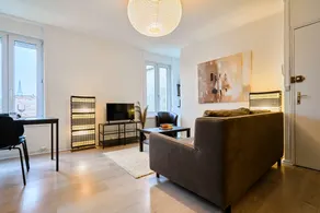 One bedroom apartment near tramway & shops - Image 5