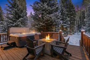 Nordic Cabin•Forest View•Games•Spa•$0 Cleaning Fee - Image 3