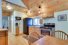 Inviting Chittenden Apartment Near Pico Mountain! - Image 3