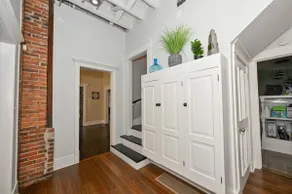 Luxurious Historic Victorian Warren OH Sleeps 10! - Image 4