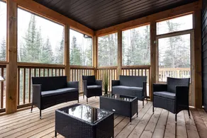 Modern 3BR Cottage~Games Room~Fire pit~Trails~BBQ - Image 4