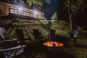 Little Blue Lake Front Cottage + Hot Tub - Image 2