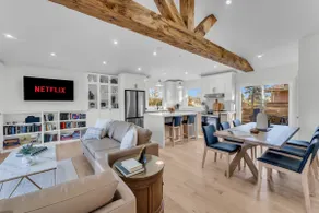 The Maple Tree Airbnb: Luxury Family Home - Image 3