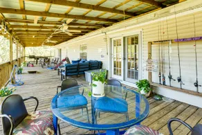 Lake Livingston Home w/ Dock & Deck! - Image 3