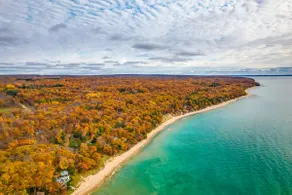 17 Mi to Skiing! Lake-View Michigan Home w/ Deck - Image 3