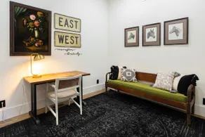 1BR Downtown, Close to Cincinnati Stadiums & Bars - Image 3
