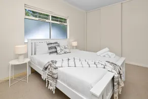 Beaumont Bliss: 4BR 2 5BA Family Retreat - Image 4