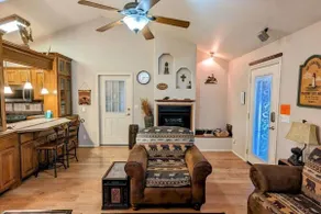 Treehouse Hideaway - Your Home Away from Home - Image 4