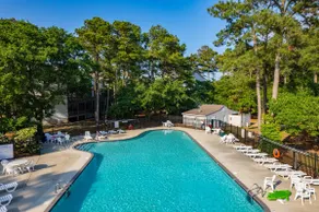 Clean & Modern | 4 guests | Pool & Tennis - Image 2
