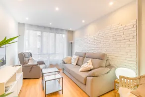 Spacious and comfortable apartment in Pamplona - Image 3