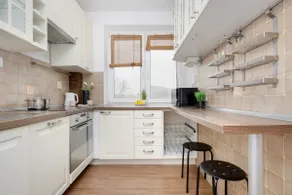 Spacious Apartment with Three Bedrooms in Warsaw by Noclegi Renters - Image 3