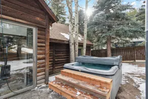 5 Bd Cabin W/ Private Hot Tub - Image 3