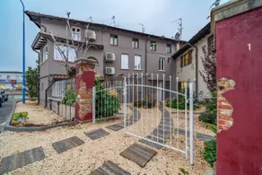 HOST4U - CONICCHIO New Apartments few steps from Casazza Metro Station & Free Parking - Image 2
