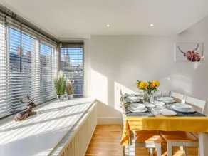 Alojamiento de 2 habitaciones en Lyndhurst - Image 2