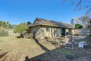 Northeast Wilmington Home ~ 5 Mi to Beach! - Image 3