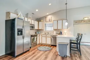 Northeast Wilmington Home ~ 5 Mi to Beach! - Image 2