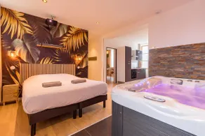 Essential apartment with Jacuzzi and Sauna - Image 2