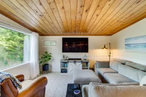 Puget Sound Cottage w/ Private Community Beach! - Image 4