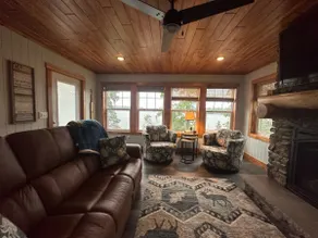 Comfort and Convenience. Family and pet friendly. - Image 4