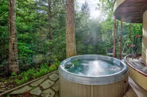 Steps to the Ellis River - Luxe, Hot Tub, Game Room - Image 3