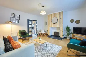 Host & Stay - North Shore Cottage - Image 2