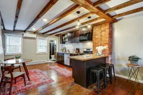 Trailside River Retreat - Image 2