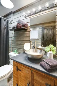 Trailside River Retreat - Image 3