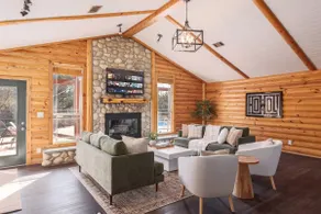 Fitzhugh Lodge: Pool, Pickleball, Poker- Sleeps 16 - Image 3