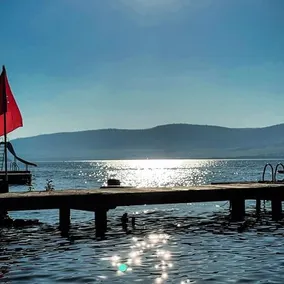 Ultimate Lakeside Retreat on Flathead Lake - Image 2