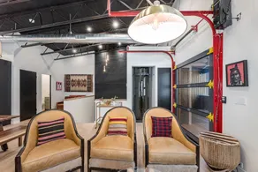 Near Downtown + Pet Friendly - Suncrest Charm - Image 5
