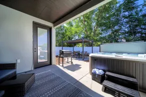 Mountain Escape | Hot Tub, Fire Pit, & Scenic View - Image 5