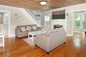 Espaciosa 3BR | WiFi | Lav/Sec | Pet Friendly - Image 2