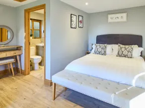 Host & Stay - Orchard Barn - Image 4