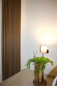 Independent accommodation with terrace and parking - Image 5
