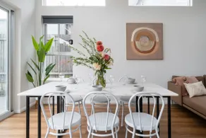 Rozelle Retreat by the Bay Run - Image 5