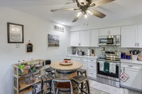 Lovely Lexington Home: 4 Mi to Downtown! - Image 2